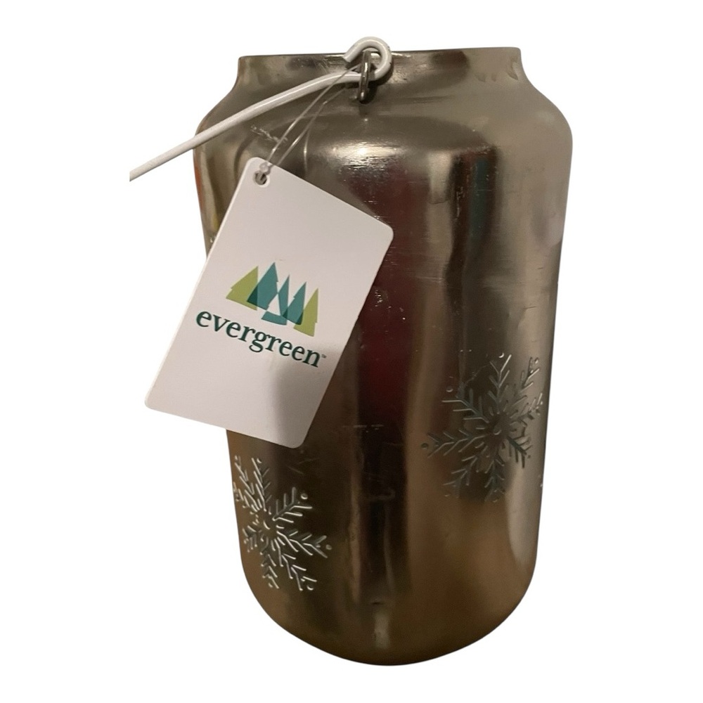 NEW Decorative Metal Snowflake Design Candle Or LED Light Holder With Handle